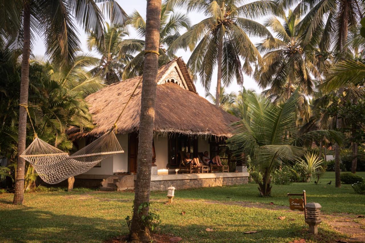 โรงแรม นีลชวอร์ เฮอมิเทจ Nileshwar ภายนอก รูปภาพ