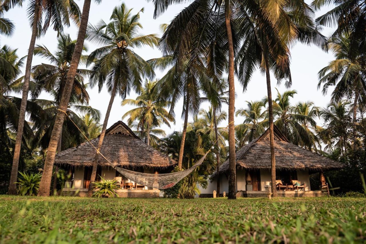 โรงแรม นีลชวอร์ เฮอมิเทจ Nileshwar ภายนอก รูปภาพ