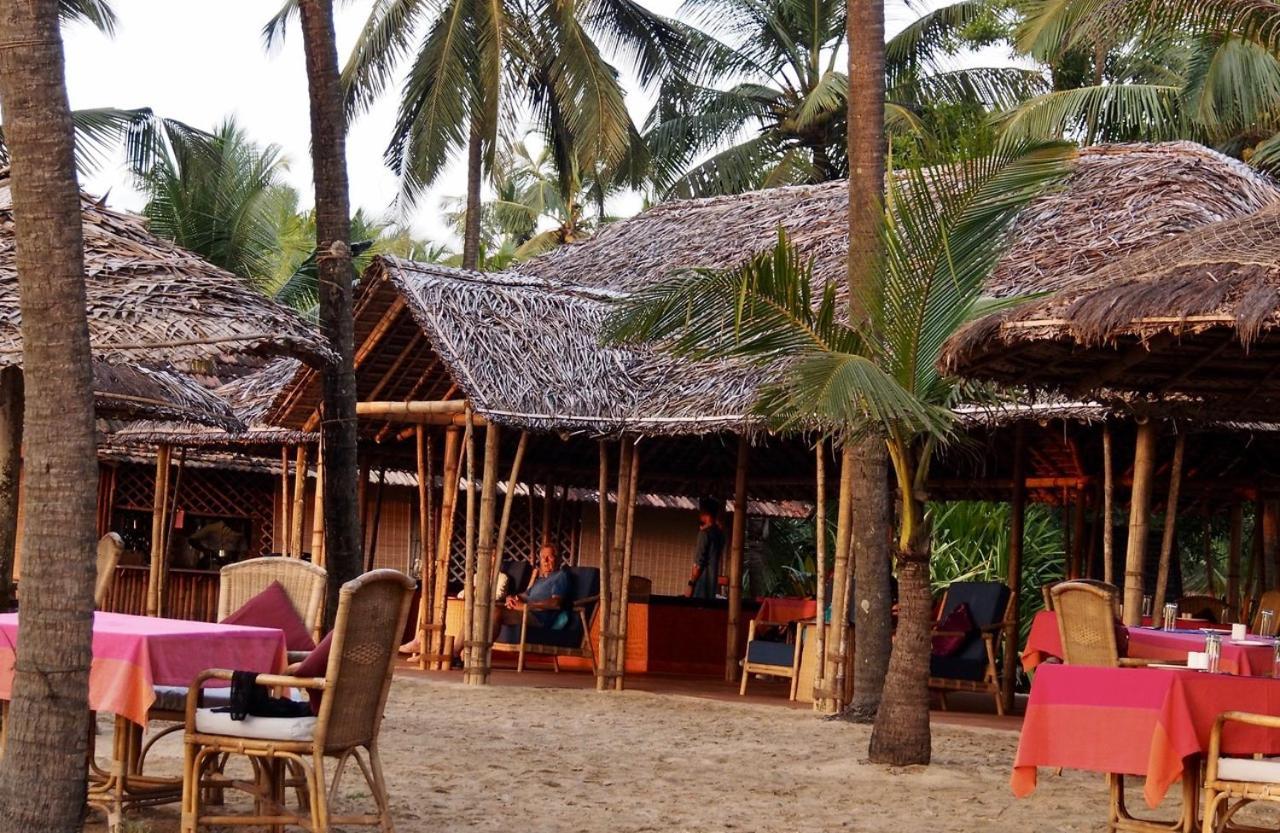 โรงแรม นีลชวอร์ เฮอมิเทจ Nileshwar ภายนอก รูปภาพ