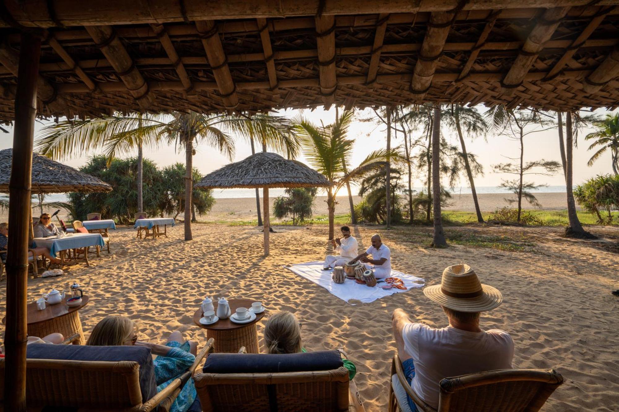 โรงแรม นีลชวอร์ เฮอมิเทจ Nileshwar ภายนอก รูปภาพ